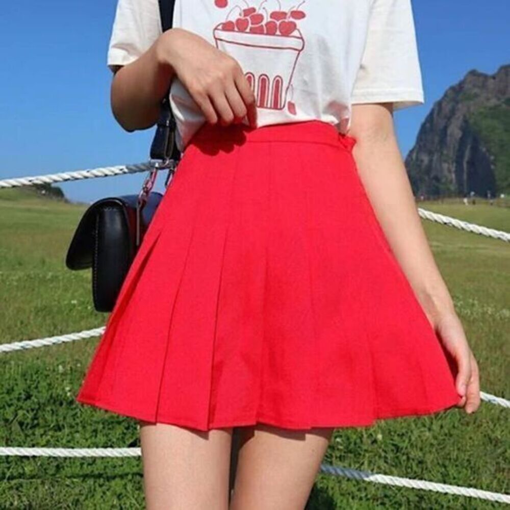 RED TENNIS SKIRT